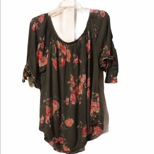 Women’s Blouse Size 2X